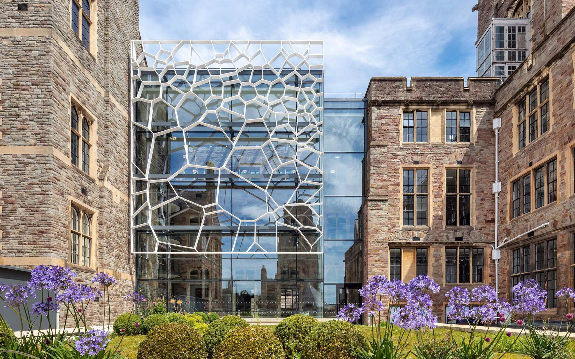 Voronoi pattern exterior of Bristol Fry
